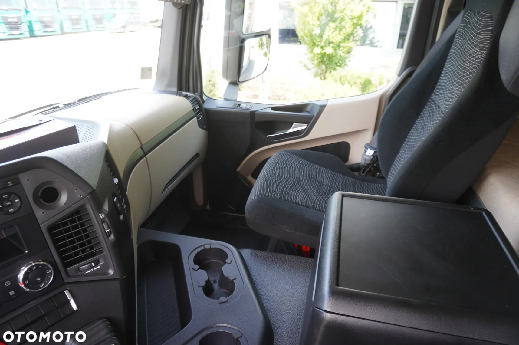 Mercedes-Benz Actros 1840 / NOWA Wywrotka 3-stronna 10 EPAL / Blokada mostu / Ład. 10 t - 21