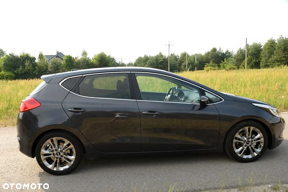 Kia Ceed 1.6 GDI DCT Platinum Edition - 10