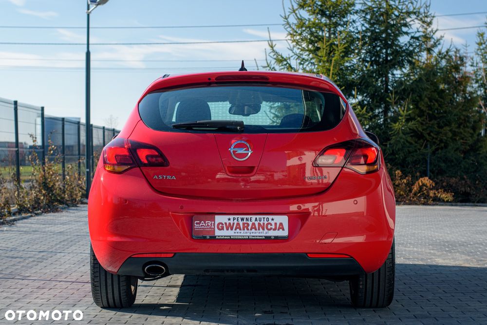 Opel Astra 1.6 T Cosmo - 8
