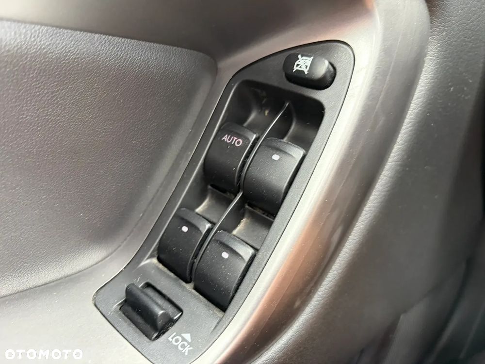 Subaru Outback - 15