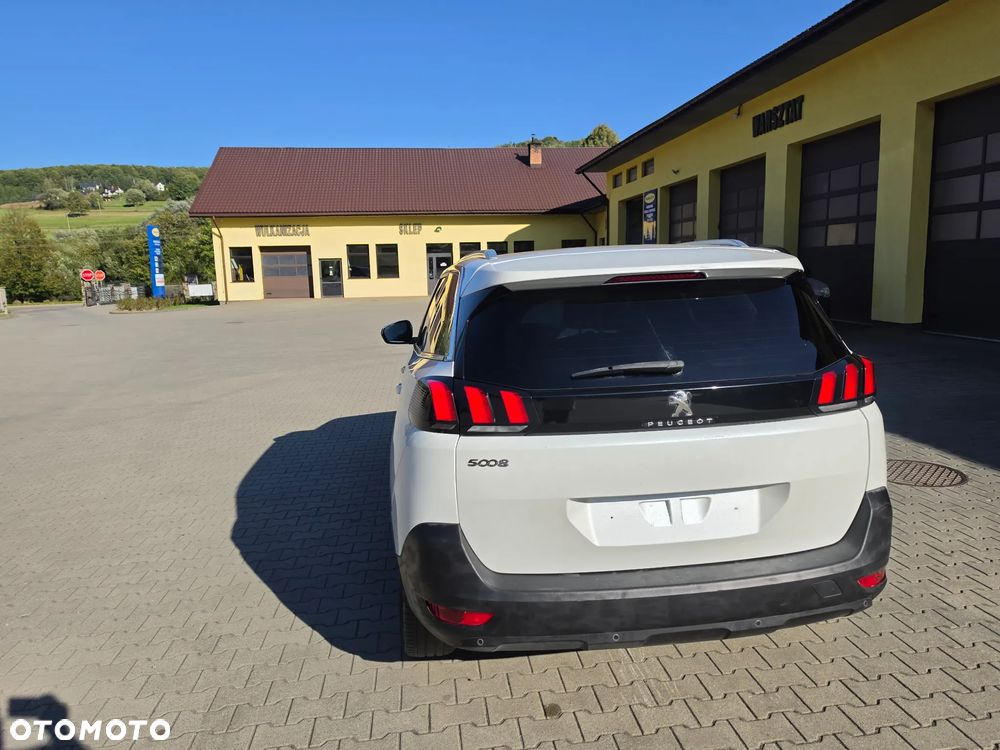 Peugeot 5008 1.6 BlueHDi Style 7os - 31