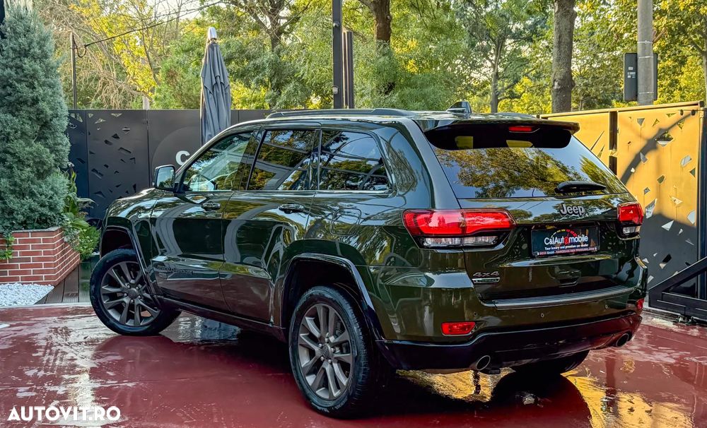 Jeep Grand Cherokee - 20