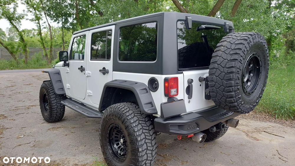 Jeep Wrangler 3.6 Unlim 75th Anniv - 4