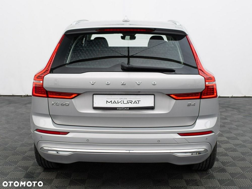 Volvo XC 60 B4 B Plus Bright - 9