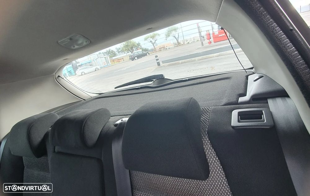 Peugeot 307 1.6 HDi Premium - 12