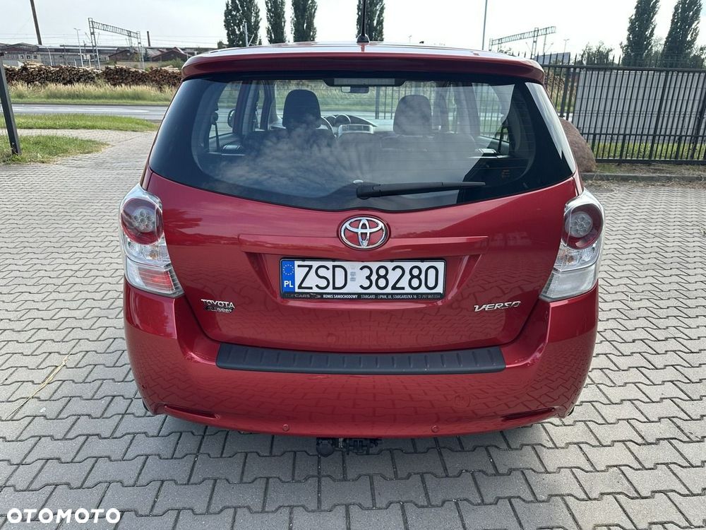 Toyota Verso 2011