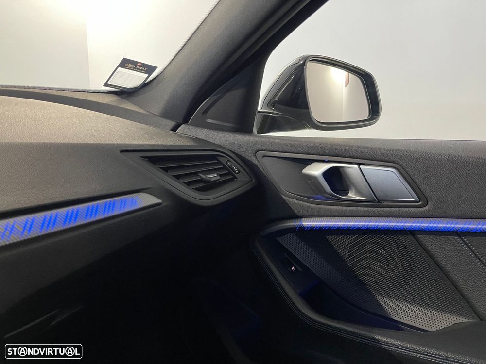 BMW 116 d Pack Desportivo M - 27