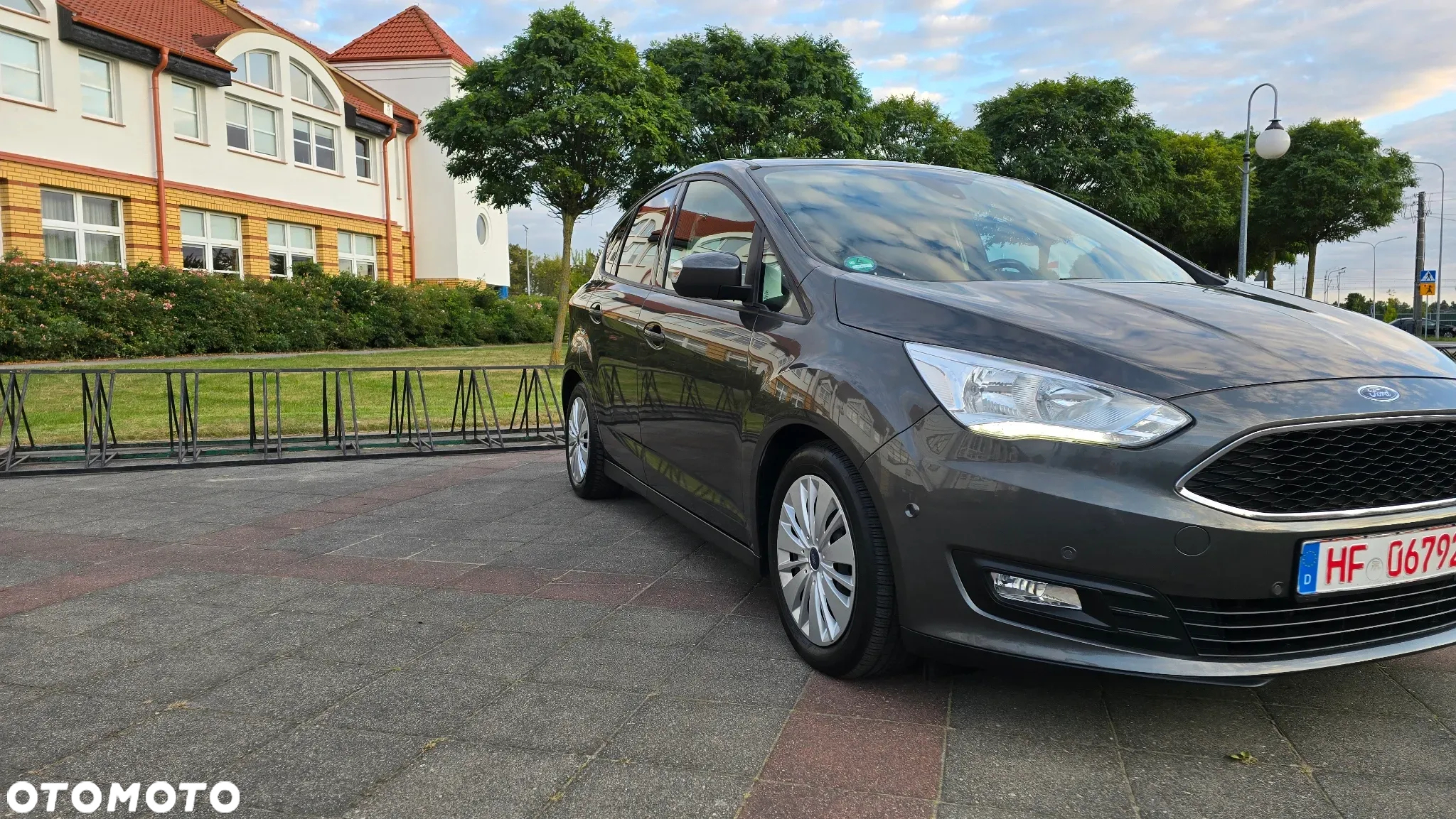Ford C-MAX 1.0 EcoBoost Titanium ASS - 35