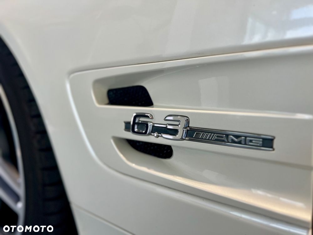 Mercedes-Benz SL 63 AMG - 11