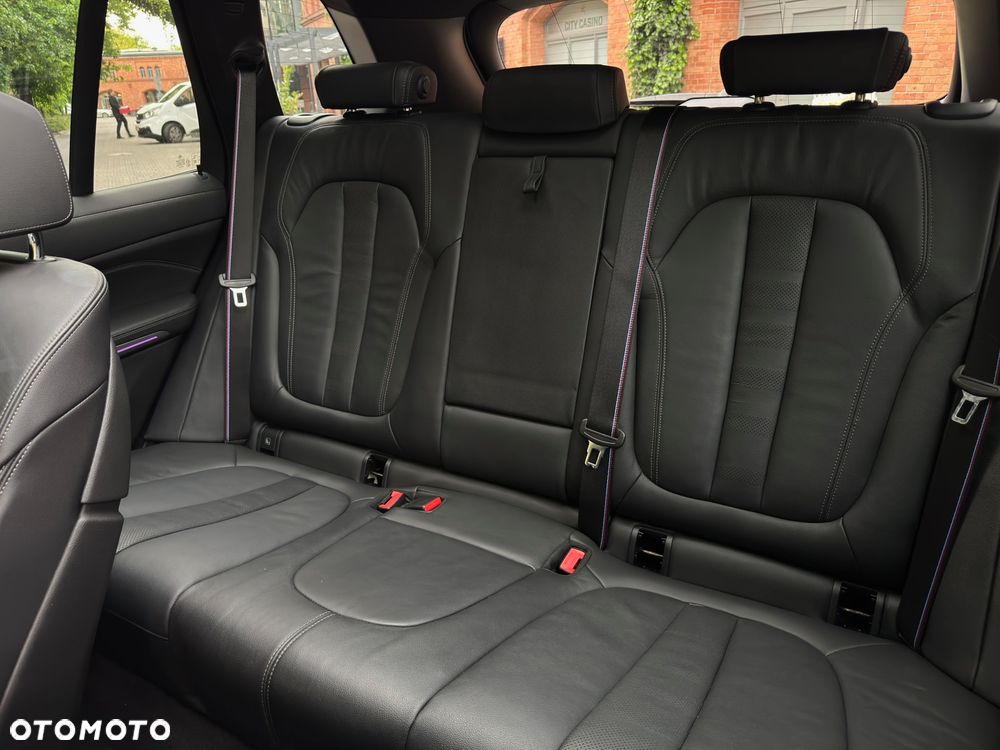 BMW X5 xDrive30d mHEV - 16