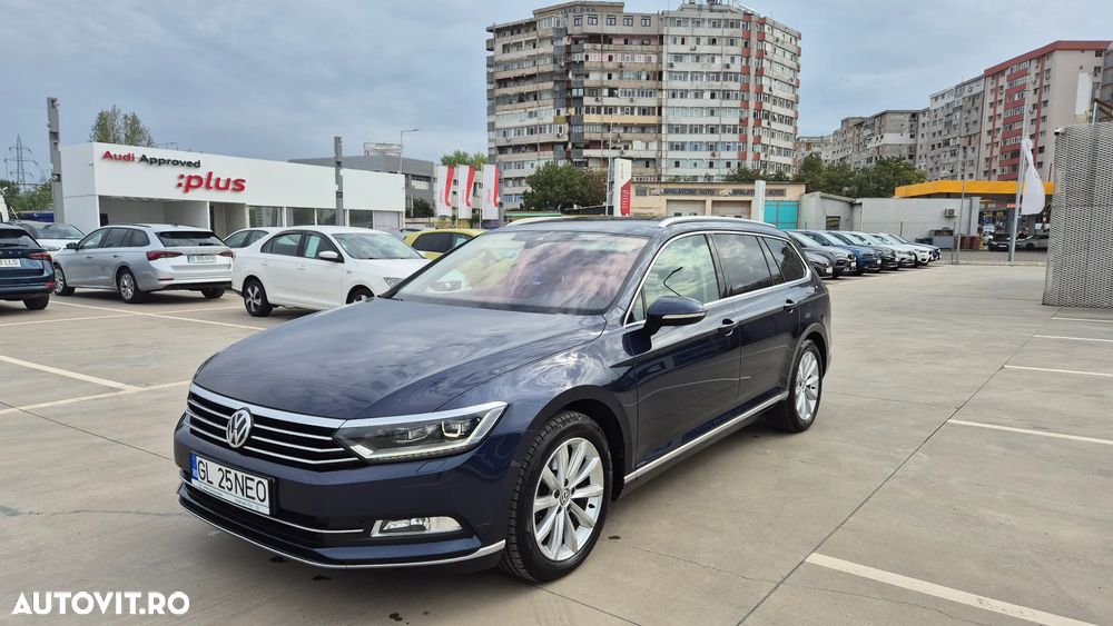 Volkswagen Passat 2.0 TDI DSG Highline - 1
