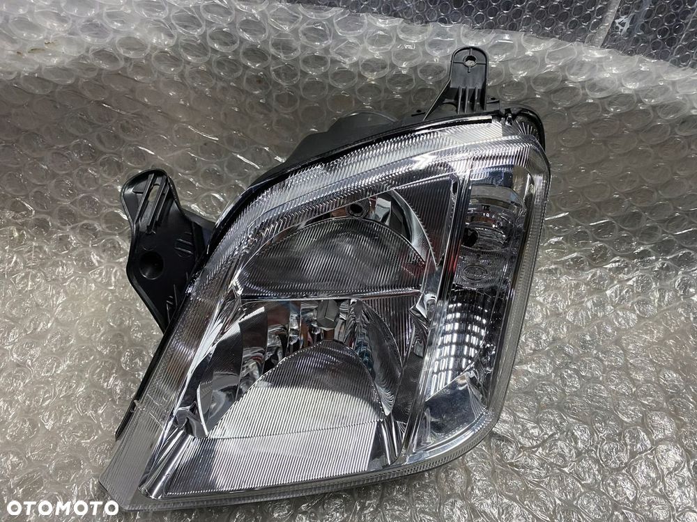 LAMPA ZWYKŁA LEWA OPEL MERIVA A - 4