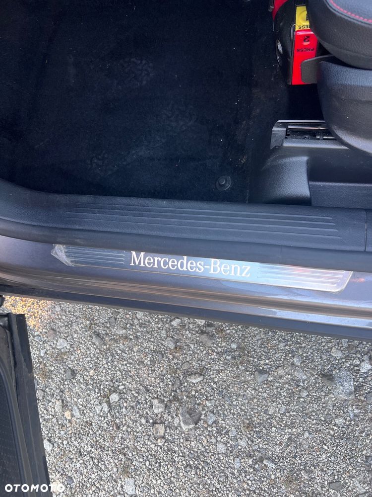 Mercedes-Benz GLB 220 d 4-Matic AMG Line 8G-DCT - 19