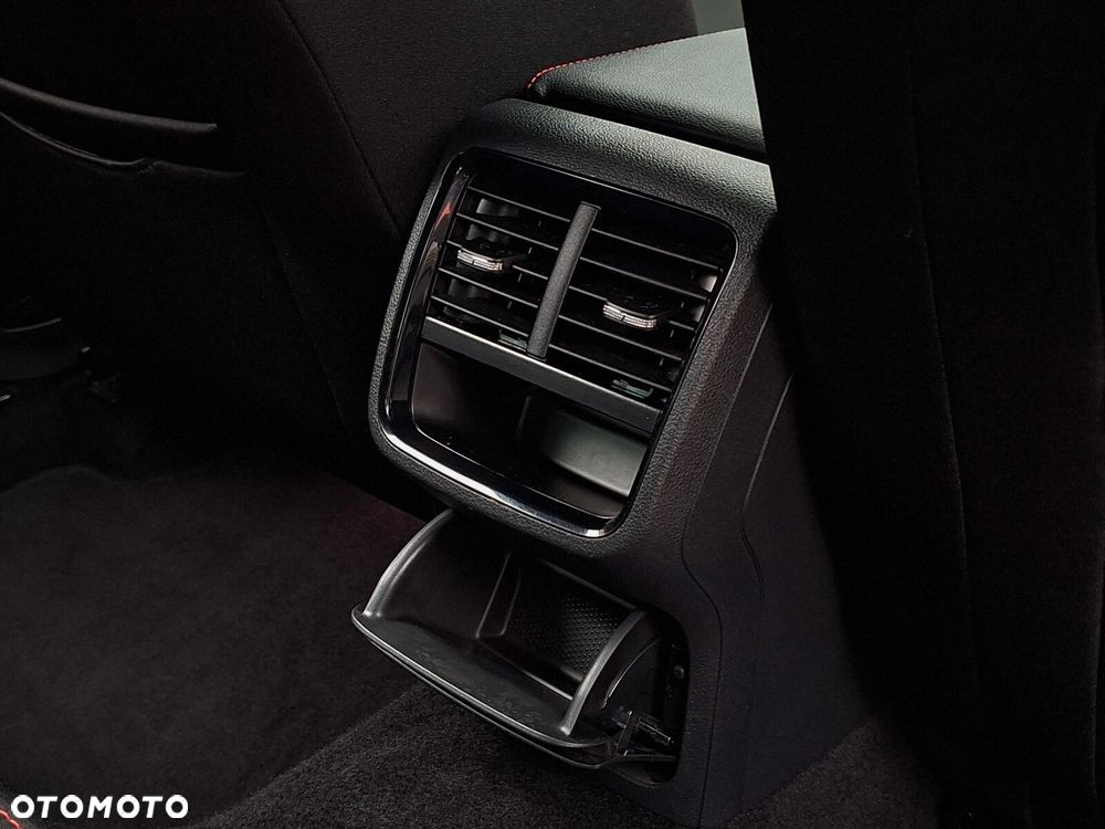 Skoda Octavia 2.0 TDI RS DSG - 15