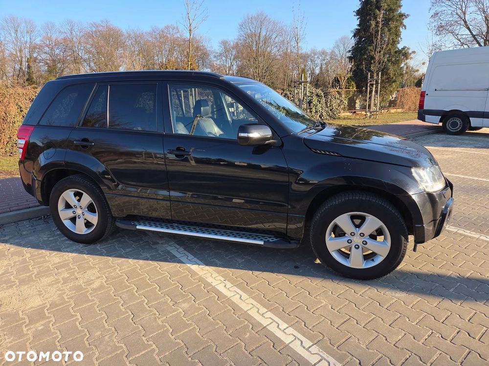 Suzuki Grand Vitara 2.4 De Luxe EU5 - 9