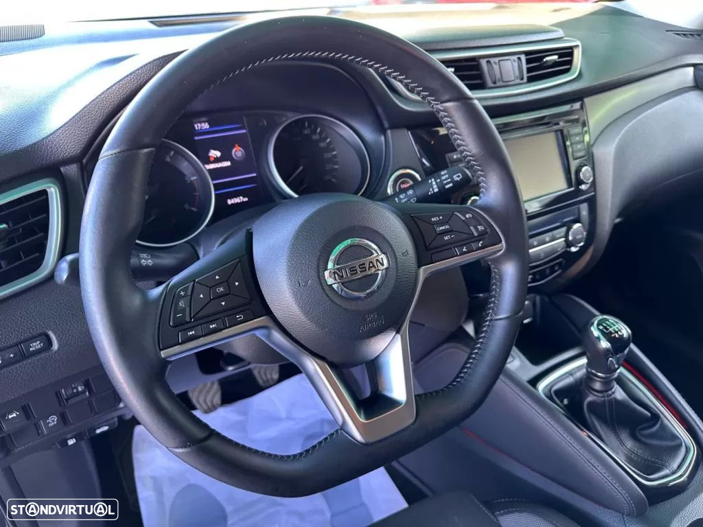 Nissan Qashqai 1.5 dCi N-Connecta J18 - 14