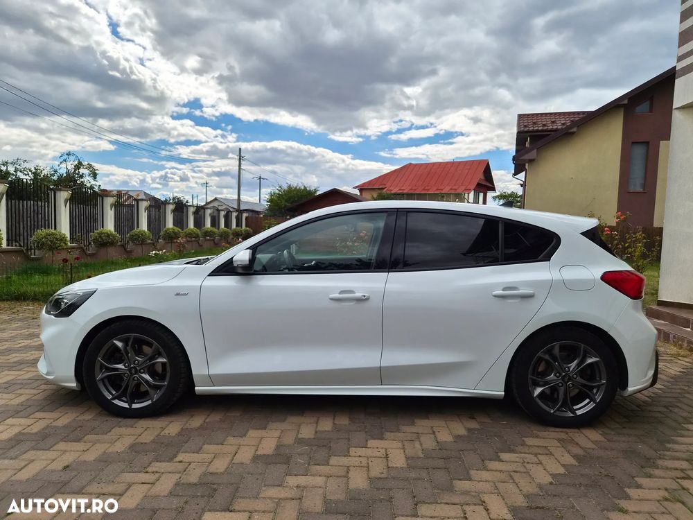 FORD Focus 2021 — imagine 2
