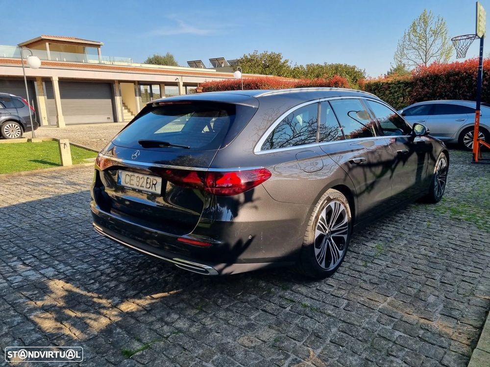 Mercedes-Benz E 300 - 5