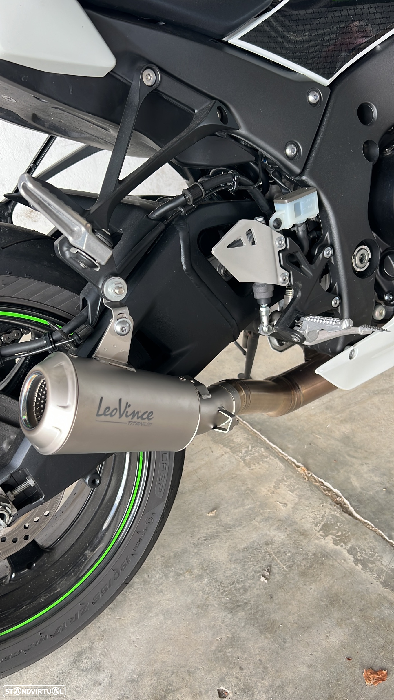 Kawasaki ZXR - 7