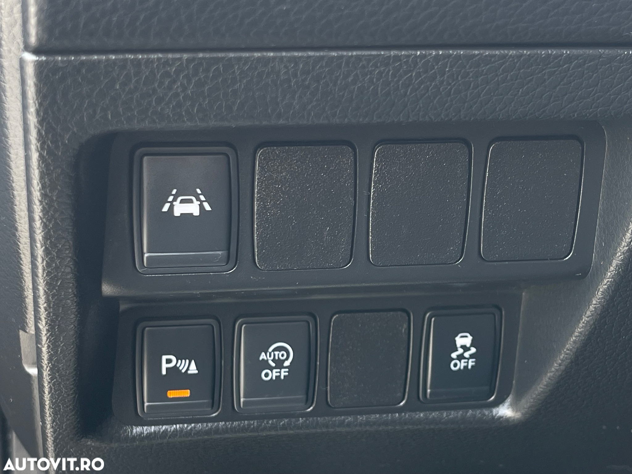 Nissan Qashqai 1.5 DCI N-CONNECTA - 17