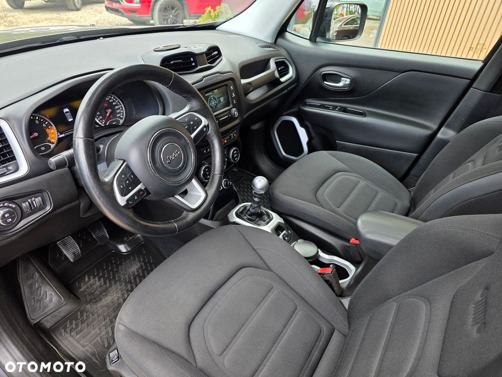 Jeep Renegade - 10
