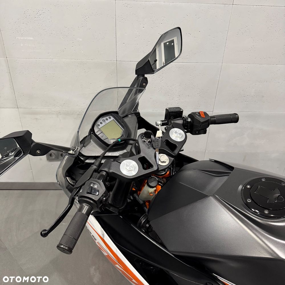 KTM RC 125 - 14