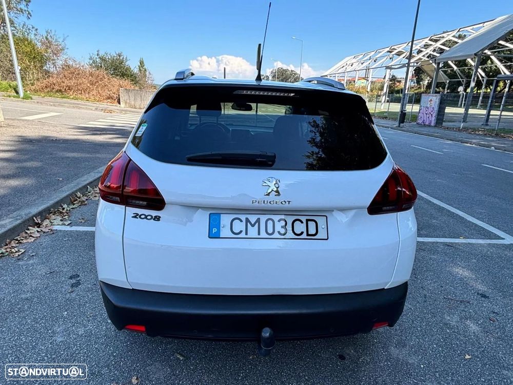 Peugeot 2008 1.2 VTi Allure - 2