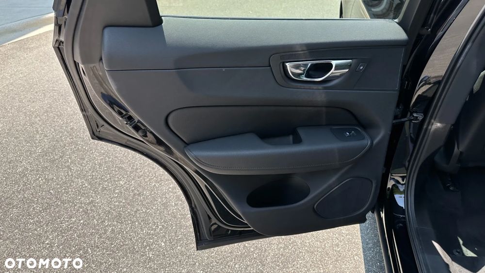 Volvo XC 60 T5 AWD Geartronic Inscription - 24