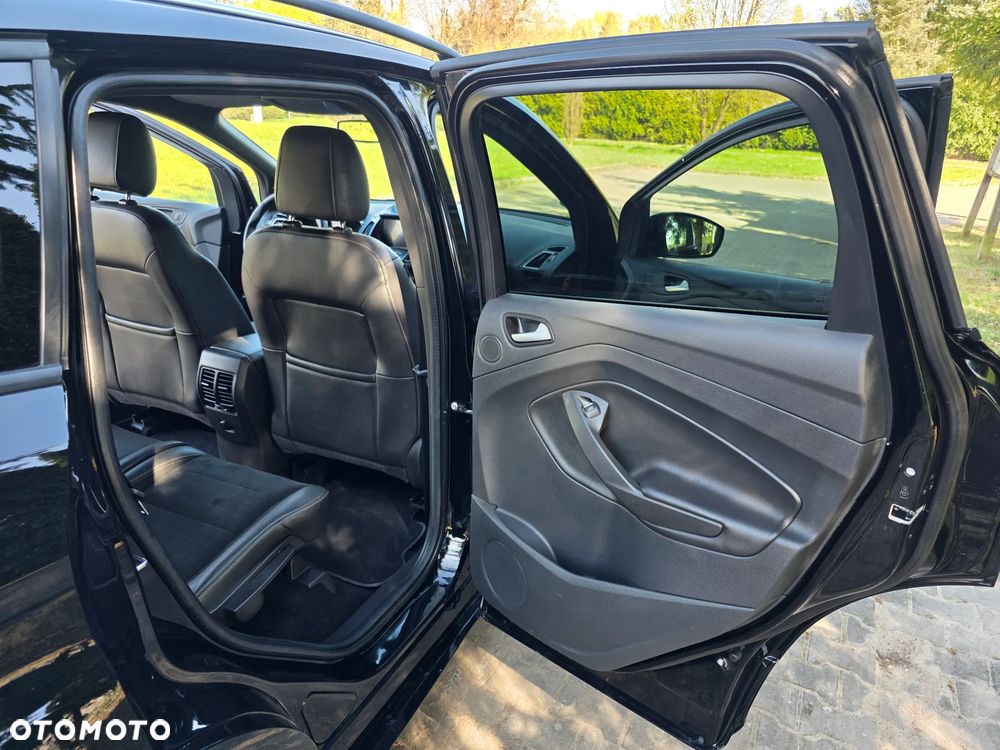 Ford Kuga 2.0 TDCi AWD ST-Line Black - 17