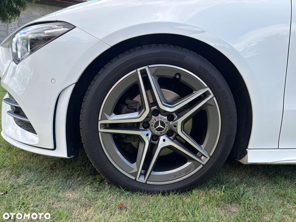 Mercedes-Benz CLA 180 AMG Line 7G-DCT - 12