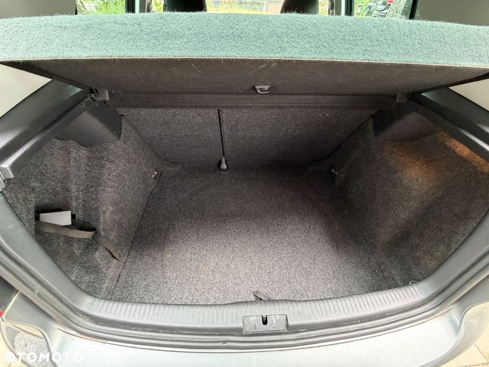Volkswagen Golf 1.4 Comfortline - 16