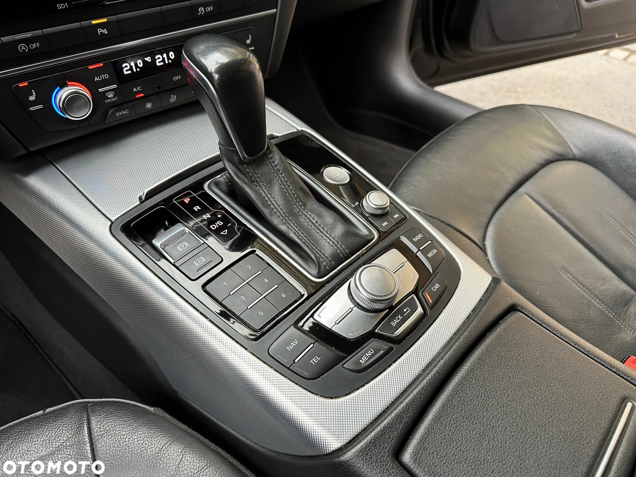 Audi A6 Avant 2.0 TDI Ultra S tronic - 16