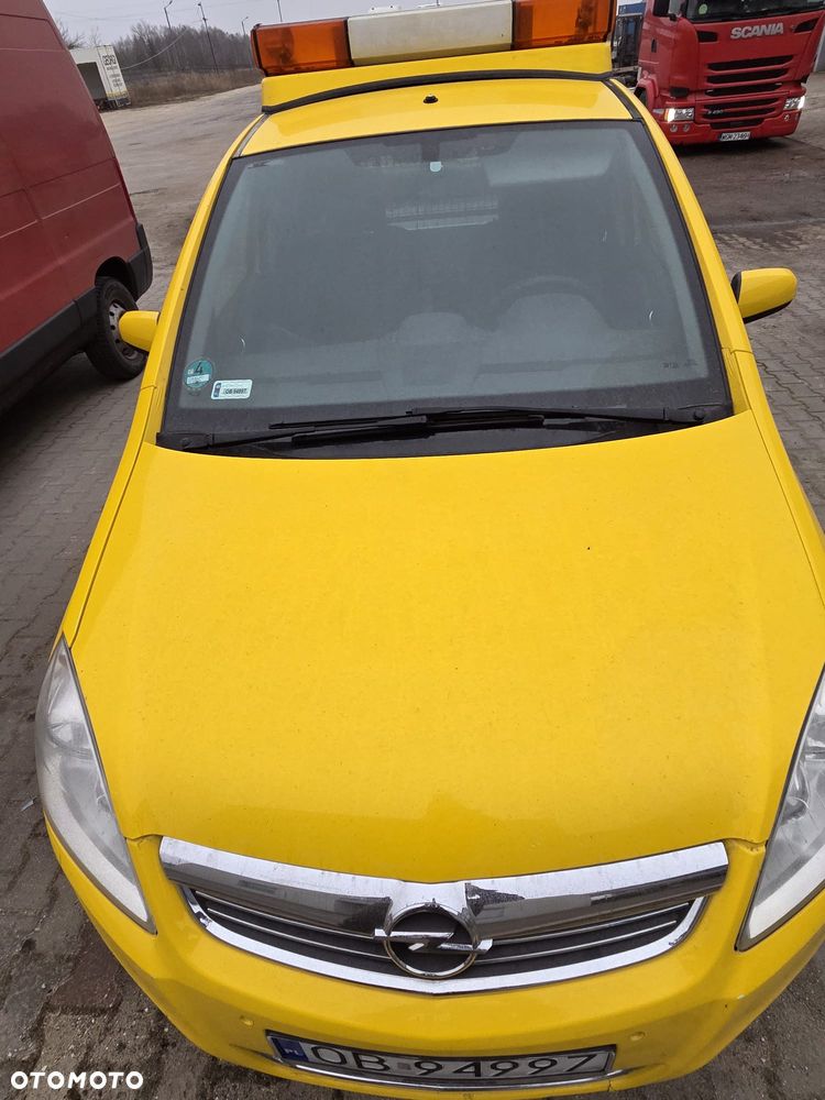 Opel Zafira pomoc drogowa, ADAC, auto serwisowe dla mechanika, hak - 4
