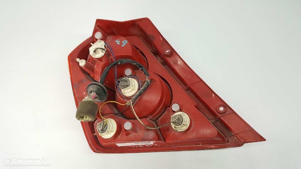 FAROLIM TRASEIRO DIREITO DAEWOO KALOS 1.4 SE - 2