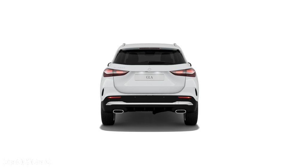 Mercedes-Benz GLA - 6