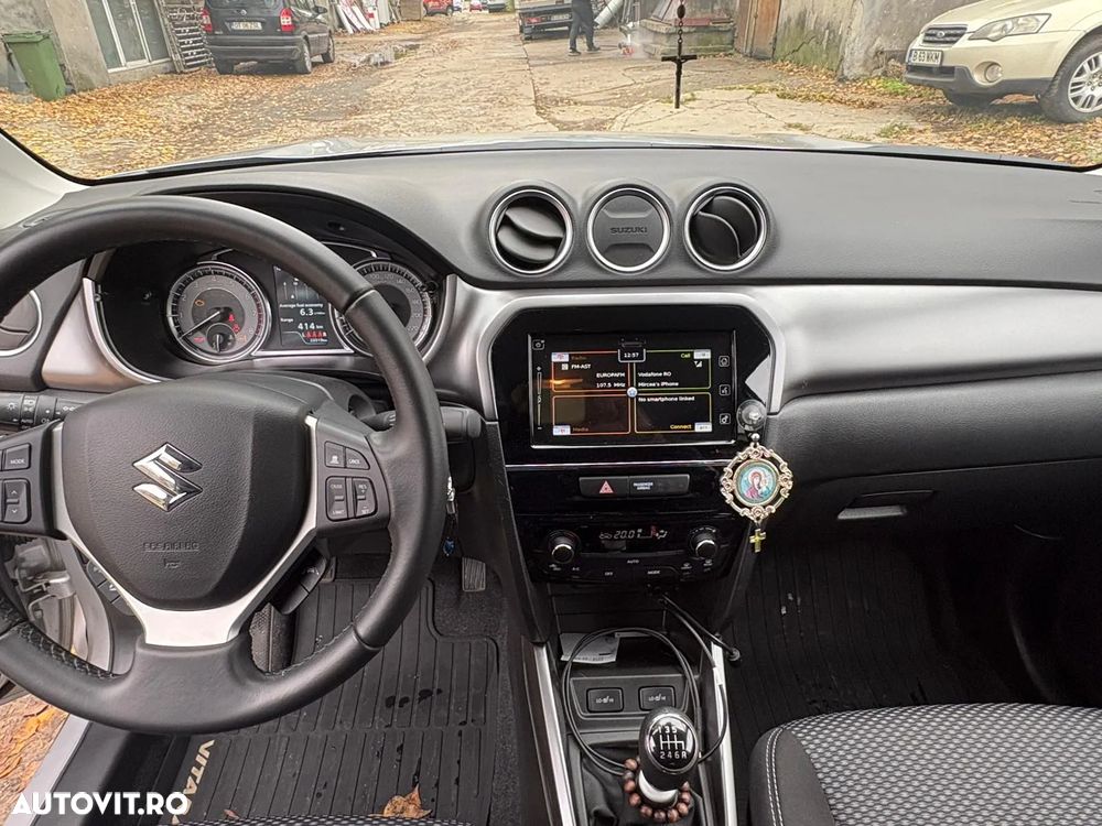 Suzuki Vitara 1.4 Boosterjet MHEV Passion - 8