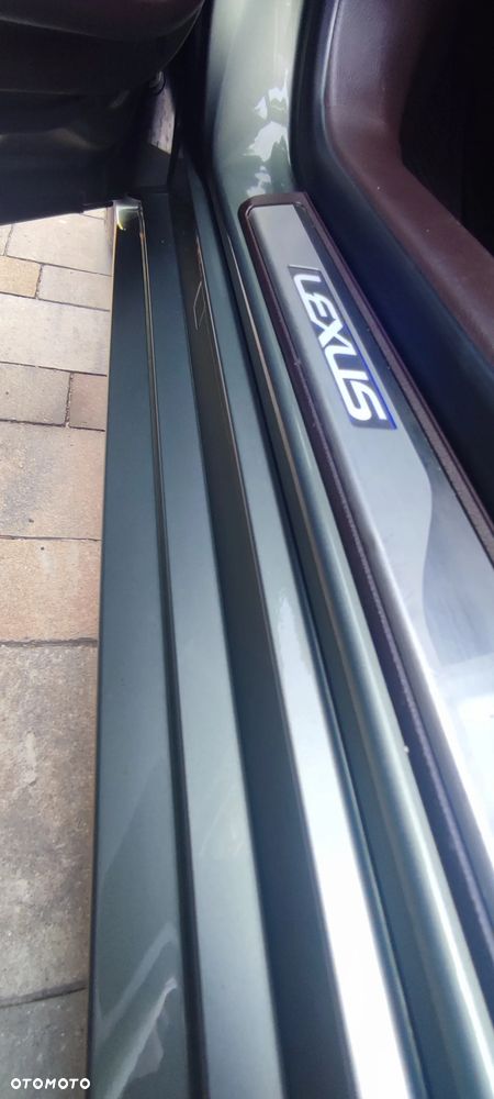 Lexus ES 300h Omotenashi - 23