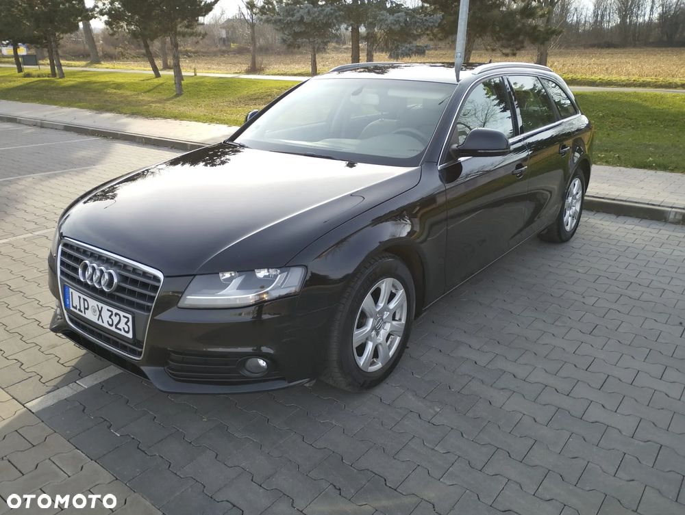 Audi A4 Avant 2.0 TDI DPF Ambiente - 15