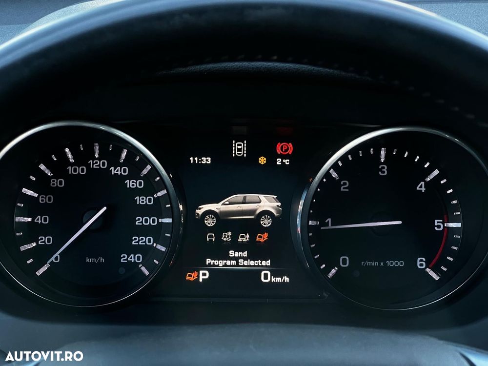 Land Rover Discovery Sport - 25