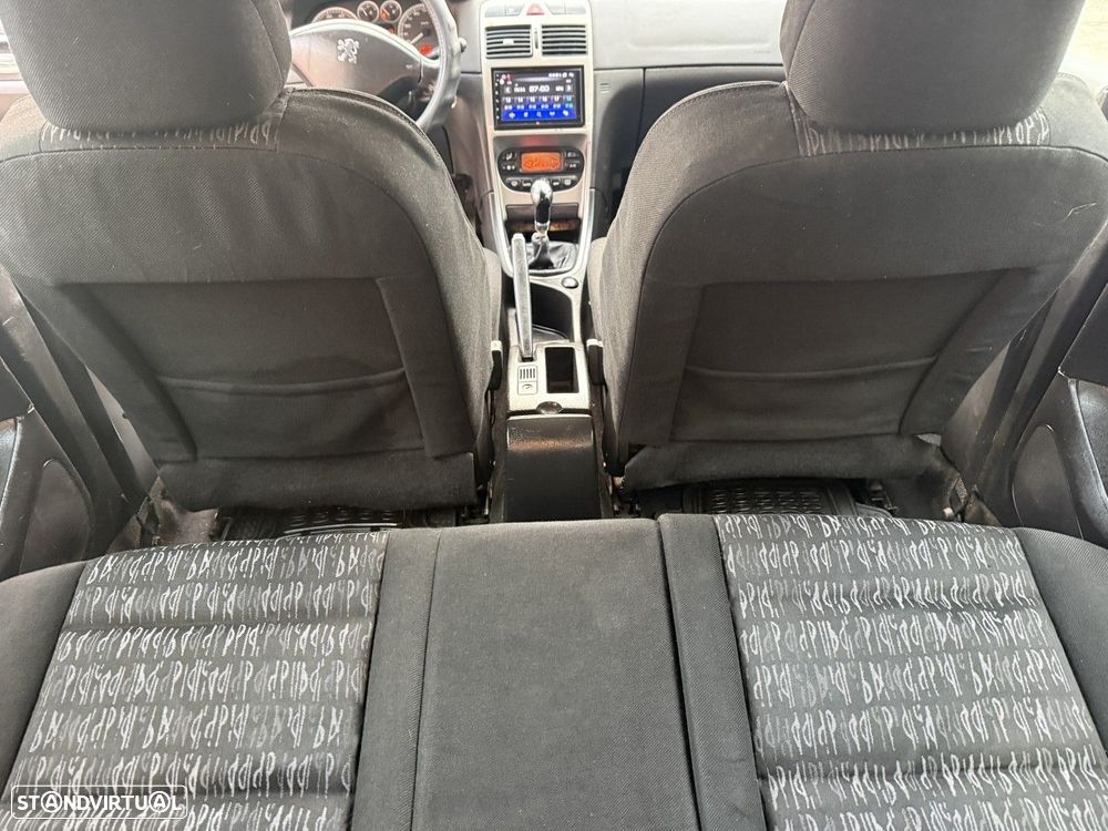 Peugeot 307 1.4 16V Navtech - 10