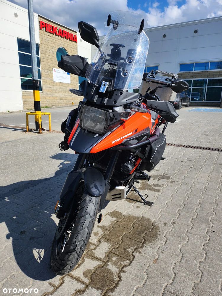 Suzuki V-STROM - 2