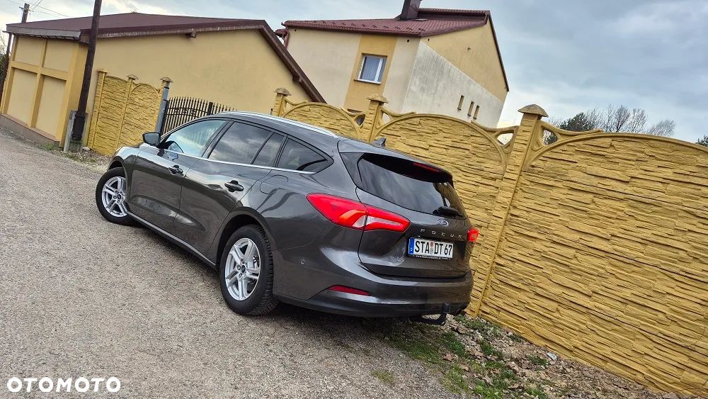 Ford Focus 1.5 EcoBlue STart-Stopp-System TITANIUM - 4