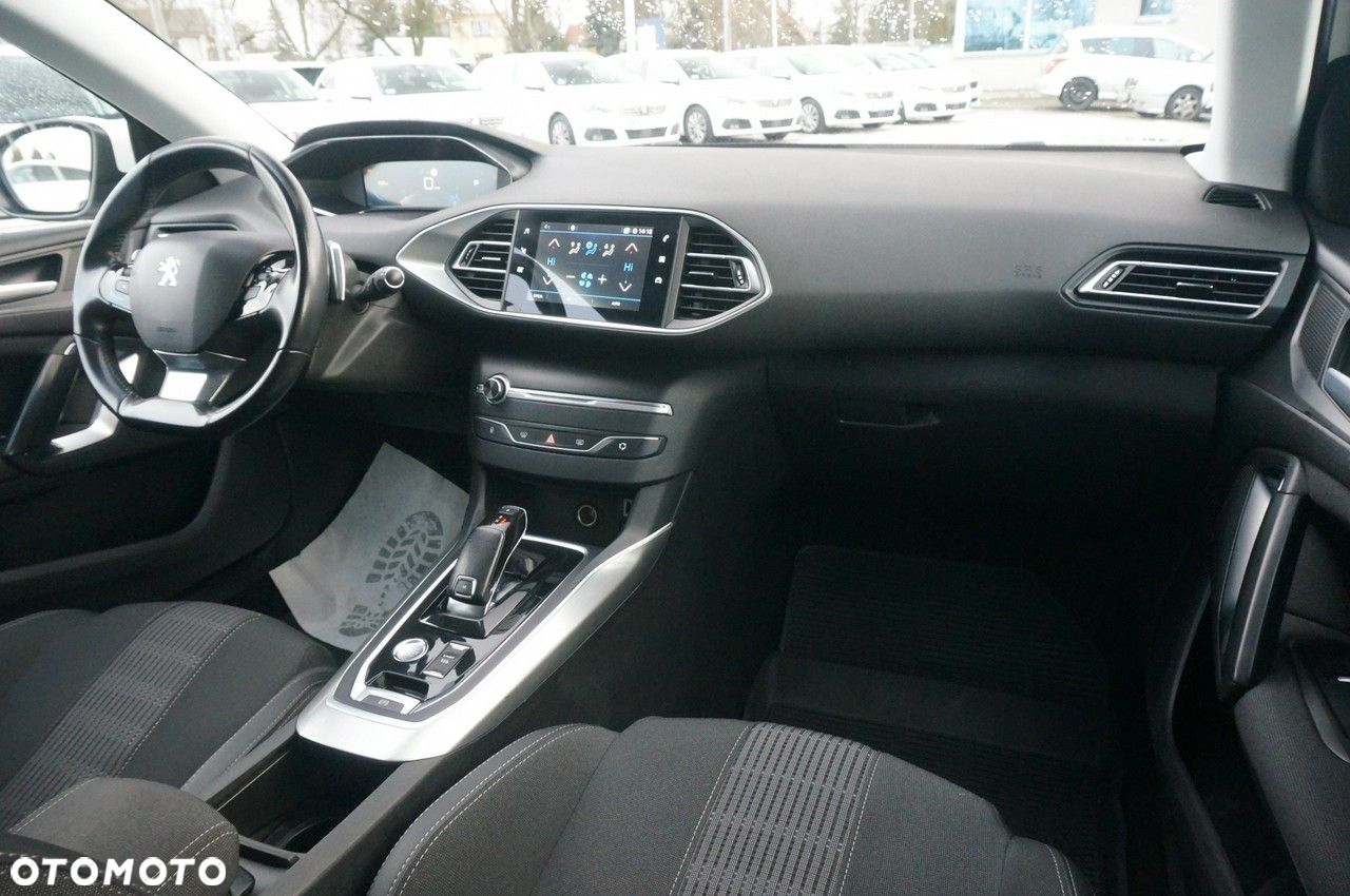 Peugeot 308 1.5 BlueHDi Allure Pack S&S EAT8 - 18