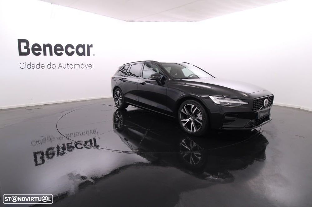 Volvo V60 2.0 B4 Plus Dark Auto - 12