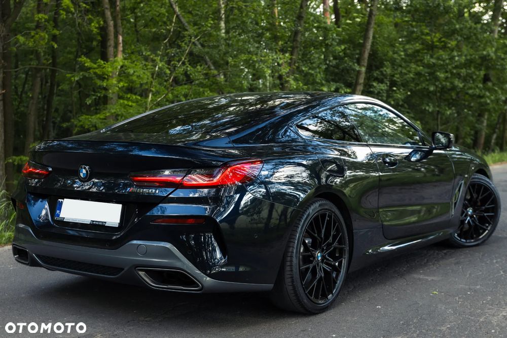 BMW Seria 8 - 5
