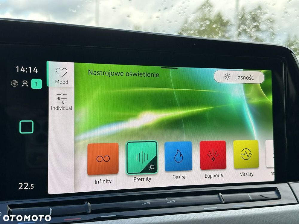 Volkswagen Golf Variant 1.5 eTSI EVO Life DSG - 26