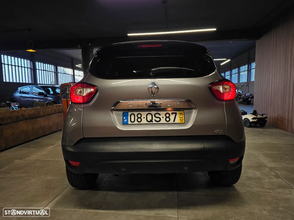 Renault Captur 1.5 dCi Exclusive - 6
