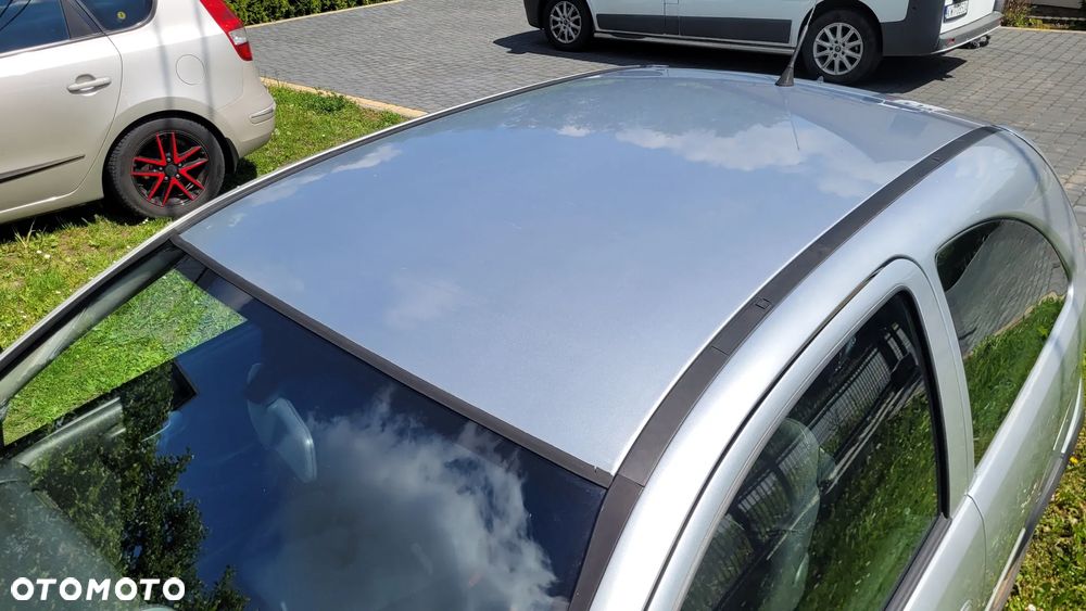 Opel Corsa 1.2 16V - 12