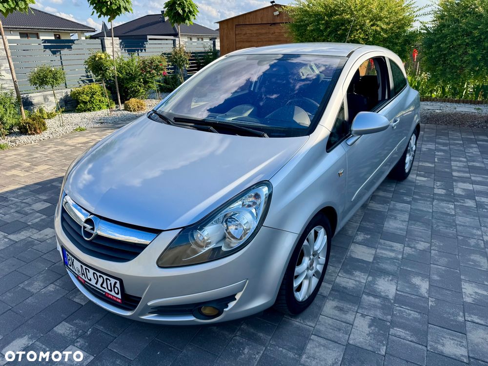 Opel Corsa - 1