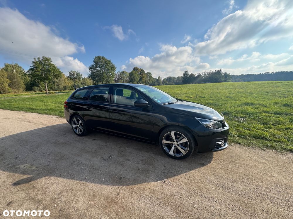 Peugeot 308 1.5 BlueHDi Allure S&S - 17